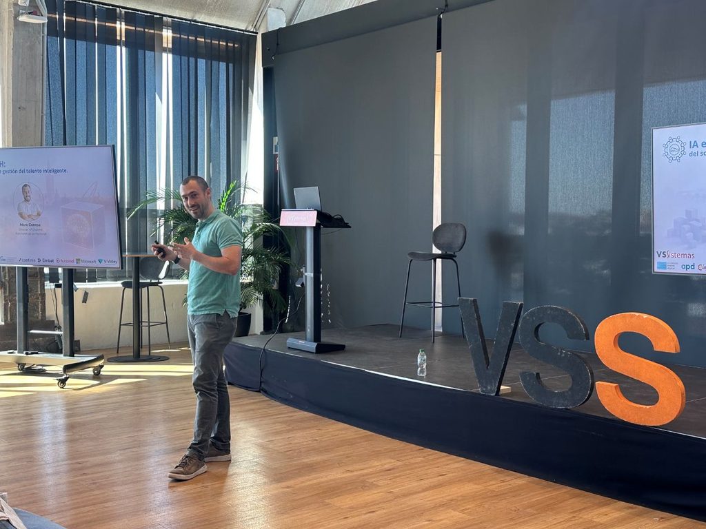 Marc Conesa de Factorial ponencia sobre la IA en RRHH